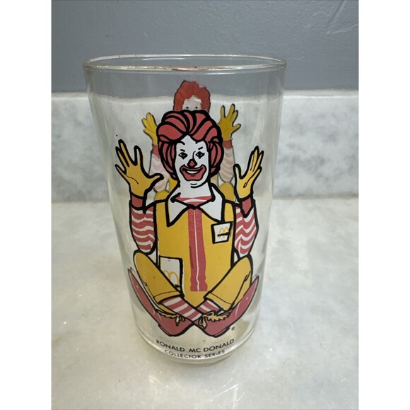 Vintage 1970's Ronald McDonald's Collector Series Glass - Picture 3 of 5